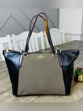 COACH F57246 Legacy Exploded Jacquard Ava Tote Bag Black Leather Cream Woven